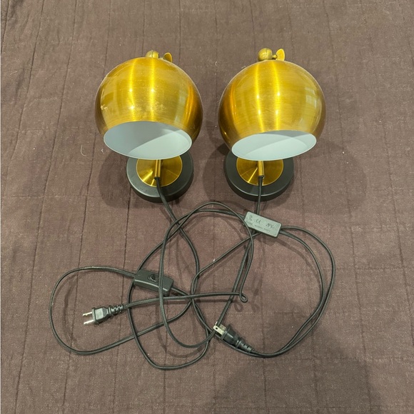 Set of 2 Wall Sconces - Brass & Black - Picture 1 of 4